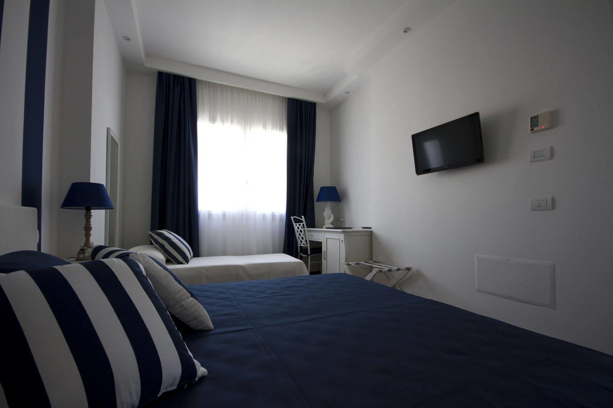 Hotel Nautilus Cagliari Esterno foto